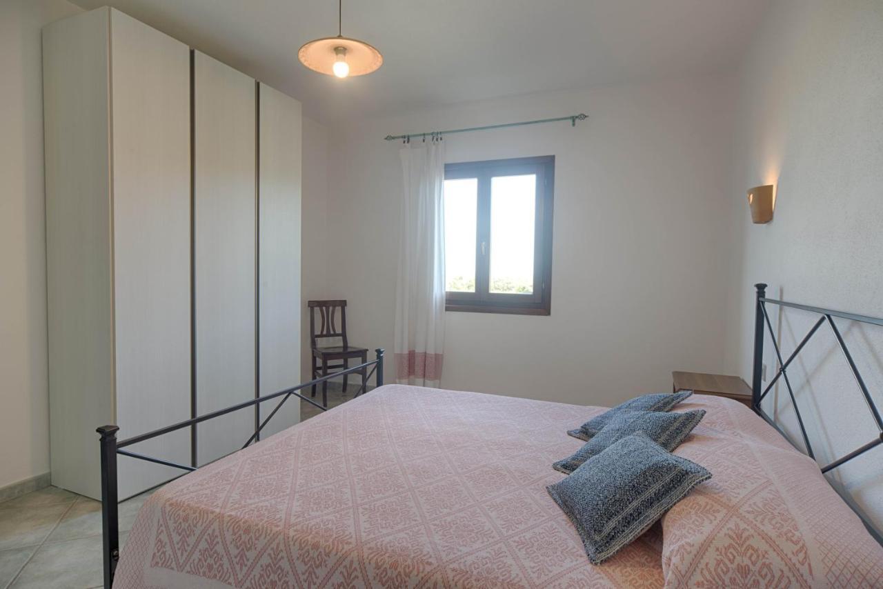Residence Oasi E Oasi Blu San Teodoro  Buitenkant foto
