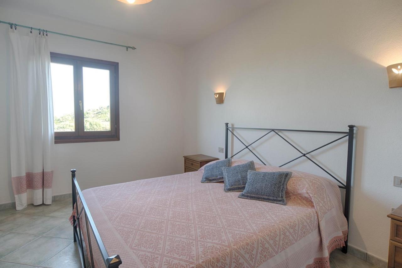 Residence Oasi E Oasi Blu San Teodoro  Buitenkant foto