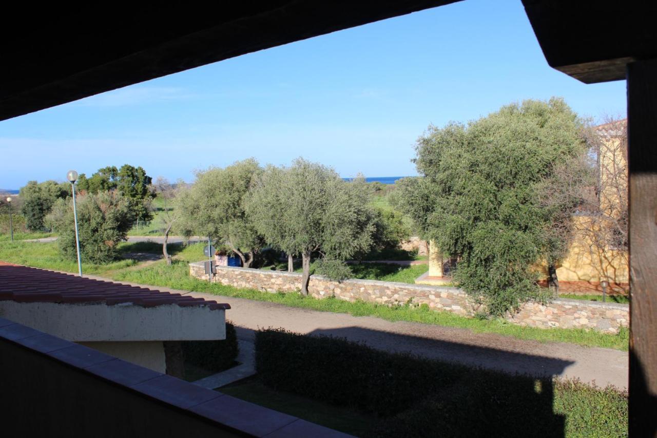 Residence Oasi E Oasi Blu San Teodoro  Buitenkant foto