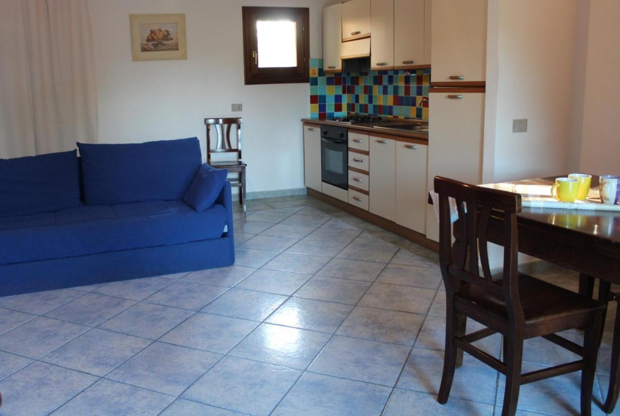 Residence Oasi E Oasi Blu San Teodoro  Buitenkant foto